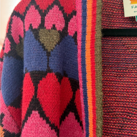 FARM Rio Multicolor Heart Pattern Cardigan - Picture 3 of 5